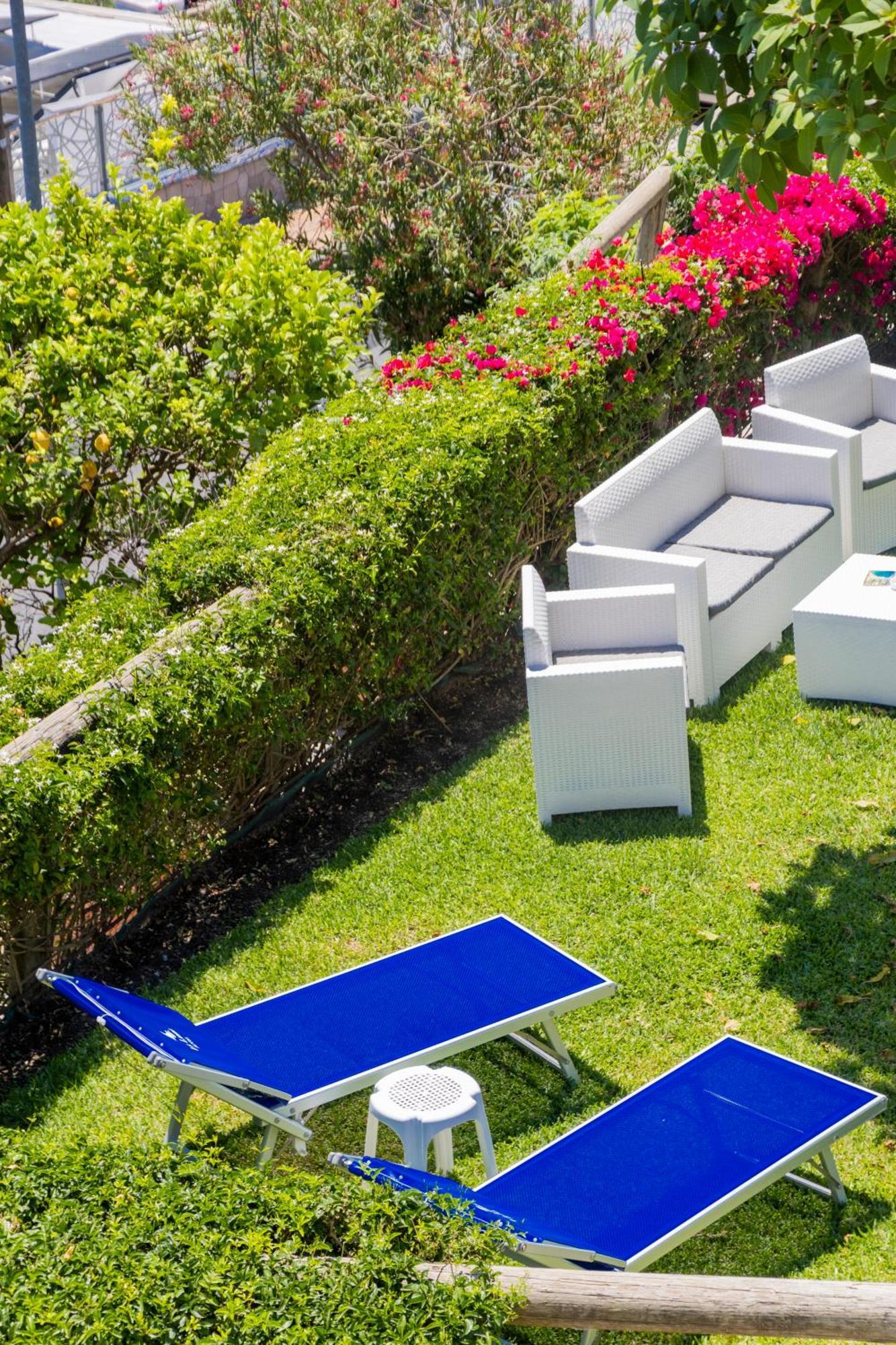 Hotel La Luna Ischia Exterior photo