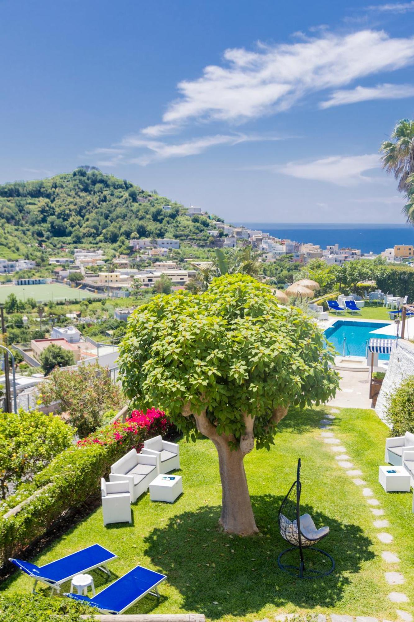 Hotel La Luna Ischia Exterior photo